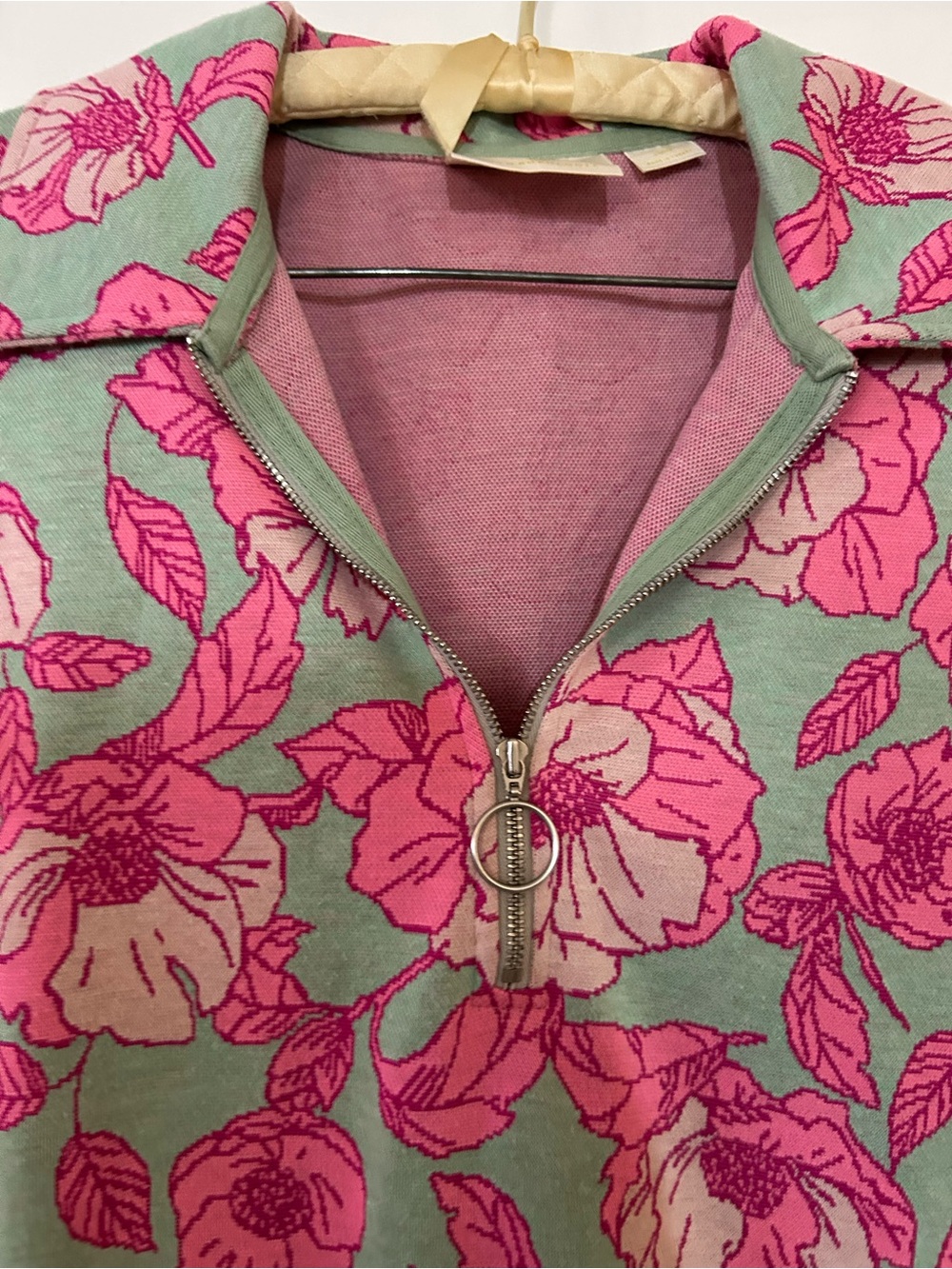 Maeve Anthropologie Floral Jacquard Sz M Quarter Zip Polo Top Pink Green Preppy - Picture 10 of 13